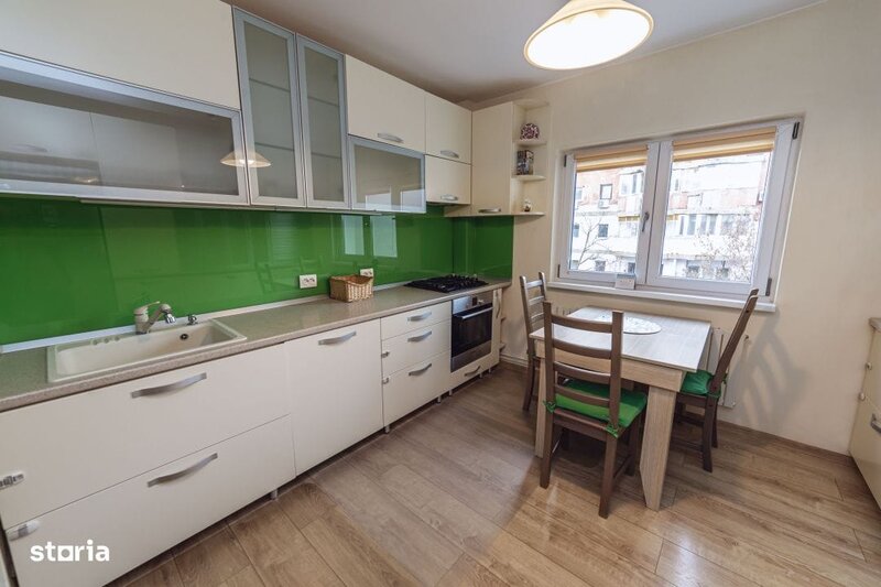 13 Septembrie Apartament 3 camere decomandat, 75 mp, loc parcare ADP